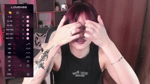 Mavis online show from January 2025 09:51:01 PM