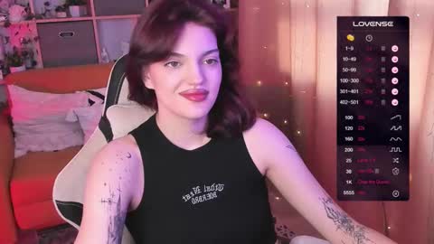 Mavis online show from March 2025 01:29:02 PM