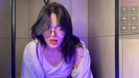 Snapshot of mavis_crystal chatting on February 2026 08:40:02 PM Mavis online show from February 2026 08:40:02 PM