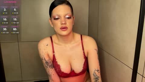 Snapshot of mavis_crystal chatting on February 2026 10:03:02 PM Mavis online show from February 2026 10:03:02 PM