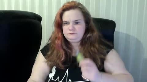 Snapshot of mavka2025 chatting on January 2026 03:28:01 PM Mavka2025 online show from January 2026 03:28:01 PM