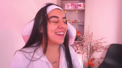 MAVY online show from February 2026 06:57:02 PM