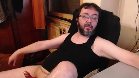 Max online show from October 2025 05:58:02 PM