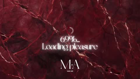 Snapshot of max_ari chatting on January 2026 03:42:02 AM MAX online show from January 2026 03:42:02 AM