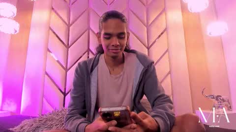 Snapshot of max_ari chatting on January 2026 03:34:01 AM MAX online show from January 2026 03:34:01 AM