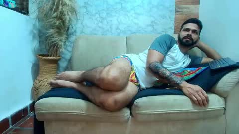 Max  Ashley online show from February 2026 01:28:02 PM