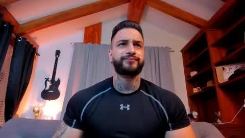 Snapshot of max_dic1 chatting on February 2025 07:47:01 AM max D. online show from February 2025 07:47:01 AM