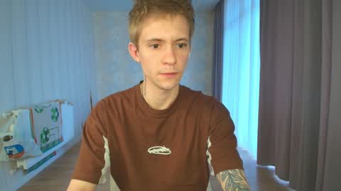 Snapshot of max_gen chatting on December 2024 05:09:02 AM Max Gen with tats 24years And Ethan without tats 20 years online show from December 2024 05:09:02 AM