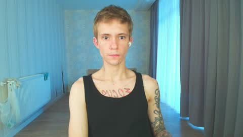 Snapshot of max_gen chatting on December 2024 04:45:02 AM Max Gen with tats 24years And Ethan without tats 20 years online show from December 2024 04:45:02 AM