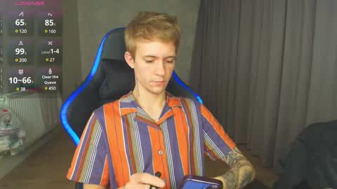 Snapshot of max_gen chatting on December 2024 08:47:01 PM Max Gen with tats 24years And Ethan without tats 20 years online show from December 2024 08:47:01 PM