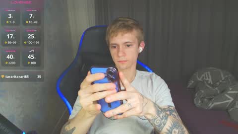 Snapshot of max_gen chatting on January 2025 04:44:01 PM Max Gen with tats 24years And Ethan without tats 20 years online show from January 2025 04:44:01 PM