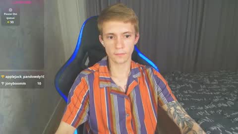 Snapshot of max_gen chatting on January 2025 12:29:01 AM Max Gen with tats 24years And Ethan without tats 20 years online show from January 2025 12:29:01 AM