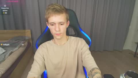 Snapshot of max_gen chatting on February 2025 11:13:01 PM Max Gen with tats 24years And Ethan without tats 20 years online show from February 2025 11:13:01 PM