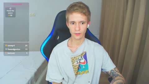 Snapshot of max_gen chatting on February 2025 01:24:01 AM Max Gen with tats 24years And Ethan without tats 20 years online show from February 2025 01:24:01 AM