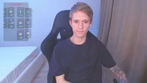 Snapshot of max_gen chatting on March 2025 06:23:01 PM Max Gen with tats 24years And Ethan without tats 20 years online show from March 2025 06:23:01 PM