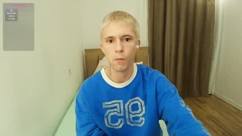 Snapshot of max_gen chatting on April 2026 07:01:02 PM Max Gen with tats 24years And Ethan without tats 20 years online show from April 2026 07:01:02 PM