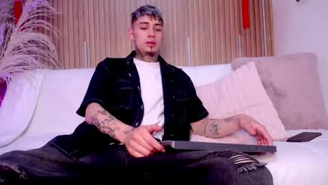 Max online show from February 2026 01:01:02 PM