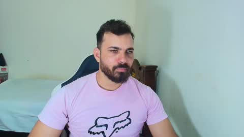 max_love25 online show from October 2025 07:00:01 PM