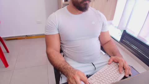 max_love25 online show from May 2026 09:13:01 PM