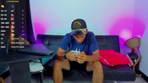 MAX     online show from January 2026 02:05:02 AM