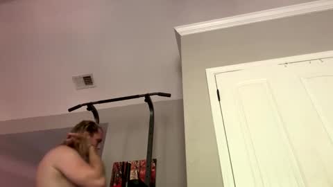 Snapshot of maxaux chatting on September 2025 05:47:02 PM Max online show from September 2025 05:47:02 PM