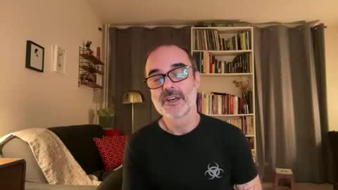 Snapshot of maxbow chatting on January 2025 09:50:02 PM Max Mikado online show from January 2025 09:50:02 PM