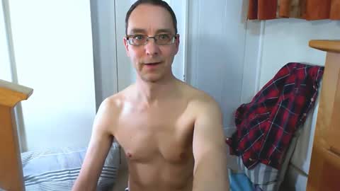 Max Davies online show from March 2026 08:34:02 PM