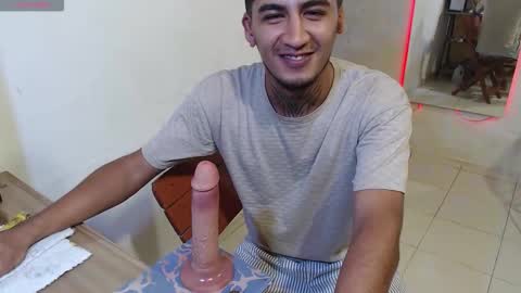 maxi dick online show from March 2026 12:10:02 PM