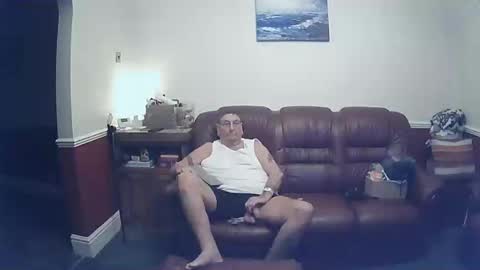 MAX online show from December 2024 10:01:01 PM