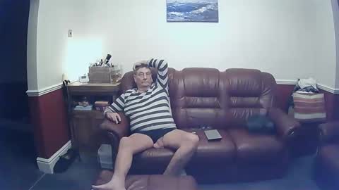 MAX online show from January 2025 08:39:01 PM