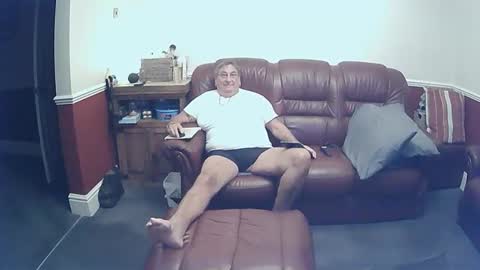 MAX online show from September 2025 10:22:01 PM