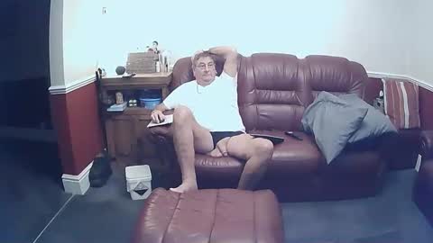 MAX online show from September 2025 09:37:02 PM