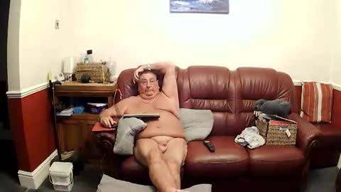 MAX online show from June 2026 10:43:02 PM