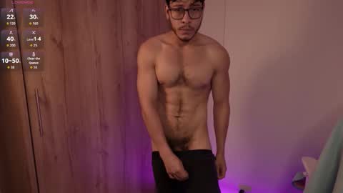 Snapshot of maxifit_ chatting on December 2025 09:16:01 AM Mikael online show from December 2025 09:16:01 AM