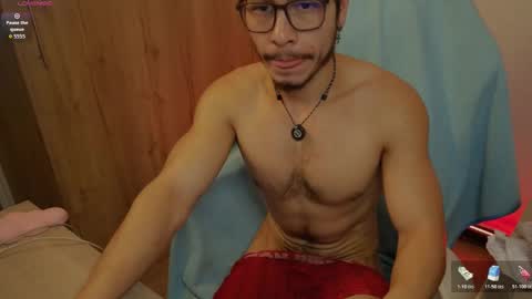 Snapshot of maxifit_ chatting on February 2026 02:53:01 AM Mikael online show from February 2026 02:53:01 AM