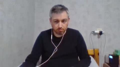 Snapshot of maximefrxx chatting on April 2026 10:25:02 PM Maxime online show from April 2026 10:25:02 PM
