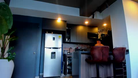 maximo_and_marcelo online show from April 2026 10:43:01 PM