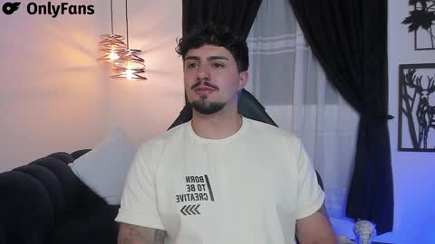 Snapshot of maximo_rodriguez chatting on January 2025 05:13:01 AM Maximo online show from January 2025 05:13:01 AM