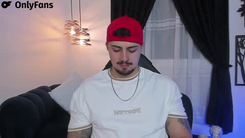 Snapshot of maximo_rodriguez chatting on January 2025 05:20:02 AM Maximo online show from January 2025 05:20:02 AM