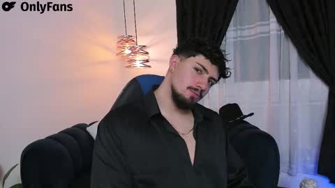 Snapshot of maximo_rodriguez chatting on March 2025 01:46:01 AM Maximo online show from March 2025 01:46:01 AM