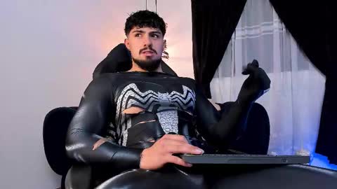 Snapshot of maximo_rodriguez chatting on September 2025 05:52:02 AM Maximo online show from September 2025 05:52:02 AM