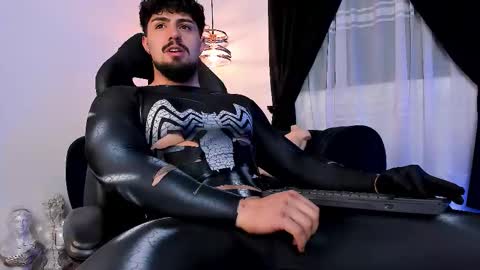 Snapshot of maximo_rodriguez chatting on October 2025 05:27:01 AM Maximo online show from October 2025 05:27:01 AM