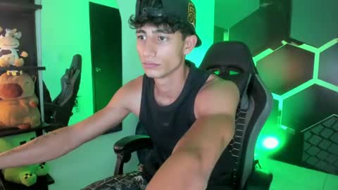 Snapshot of maximo_romano chatting on July 2026 07:02:02 PM Maximo online show from July 2026 07:02:02 PM