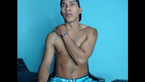 Maximo Aron Vega online show from December 2024 05:04:02 AM