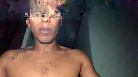 Maximo Aron Vega online show from January 2025 06:39:01 AM