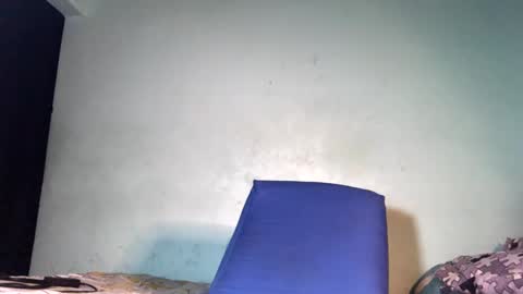 Maximo Aron Vega online show from February 2025 07:31:01 AM