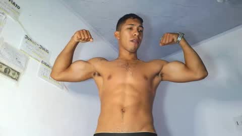 Snapshot of maximo_vega_new chatting on February 2026 09:44:01 PM Maximo Aron Vega online show from February 2026 09:44:01 PM