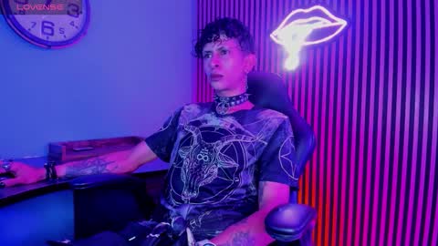 Snapshot of maximoking26 chatting on February 2026 12:38:01 PM MAXIMO online show from February 2026 12:38:01 PM