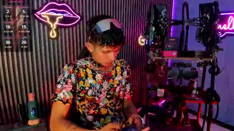 MAXIMO online show from July 2026 03:33:01 AM