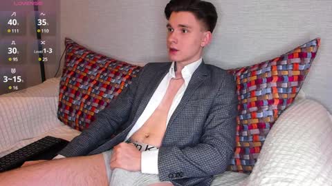 Max online show from February 2025 06:42:02 PM